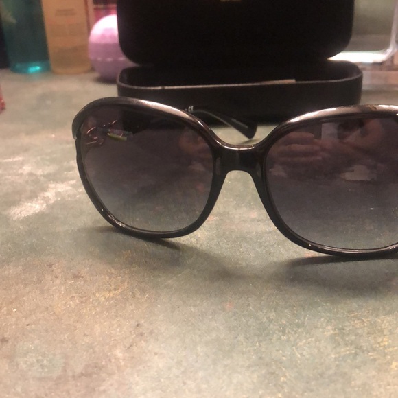 Black coach sunglasses - Picture 2 of 2